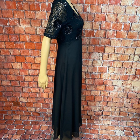 Vintage CDC Beaded Black Evening Gown - Picture 8 of 10